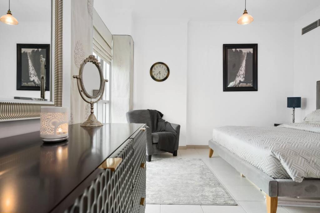 Spectacular Burj & Fountain View - Luxurious 3 Bedrooms & Maids Room - The Residences Dubaj Zewnętrze zdjęcie