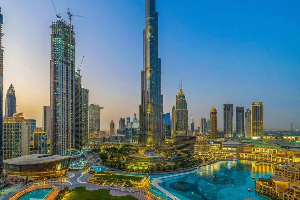 Spectacular Burj & Fountain View - Luxurious 3 Bedrooms & Maids Room - The Residences Dubaj Zewnętrze zdjęcie